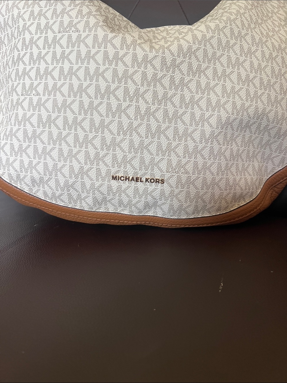 Michael Kors Ivory Signature MK Hobo with Tan Trim - Picture 2 of 13